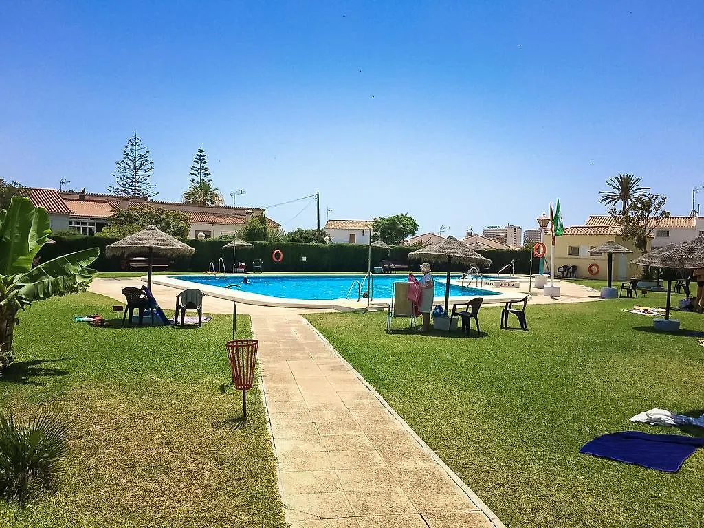 Holidays2Torremolinos Apartamento De 3 Dormitorios Con Terraza Y Piscina Comunitaria contacts