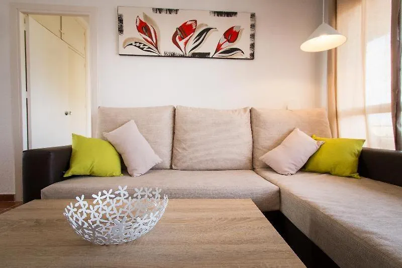 Appartement Holidays2Torremolinos Apartamento De 3 Dormitorios Con Terraza Y Piscina Comunitaria Spanje