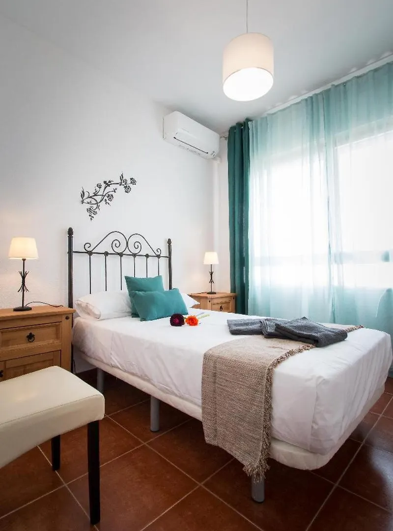 Appartement Holidays2Torremolinos Apartamento De 3 Dormitorios Con Terraza Y Piscina Comunitaria