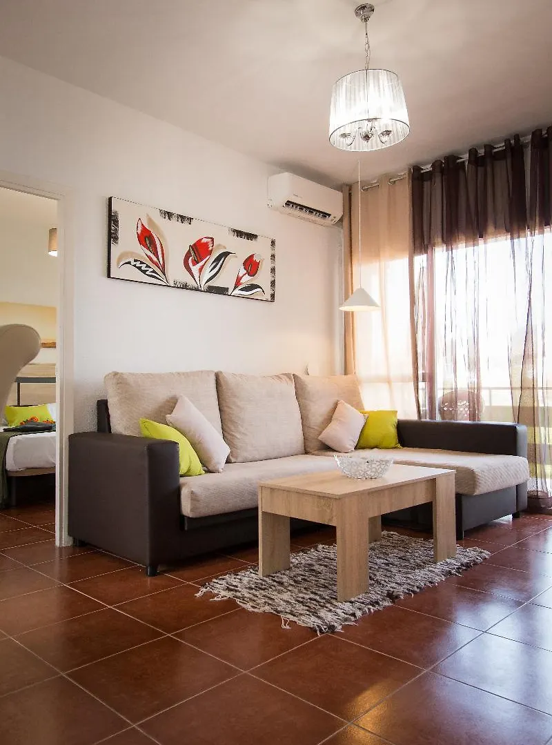 Appartement Holidays2Torremolinos Apartamento De 3 Dormitorios Con Terraza Y Piscina Comunitaria
